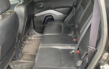 Mitsubishi Outlander III рестайлинг 3, 2012 год, 990 000 рублей, 10 фотография