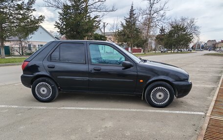Ford Fiesta, 1999 год, 155 000 рублей, 2 фотография