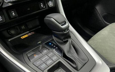 Toyota RAV4, 2025 год, 4 179 000 рублей, 16 фотография