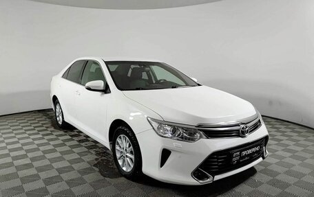 Toyota Camry, 2015 год, 2 070 000 рублей, 3 фотография