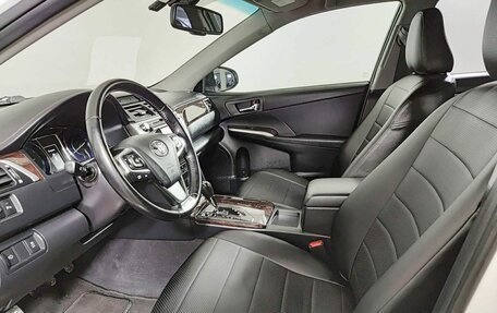Toyota Camry, 2015 год, 2 070 000 рублей, 16 фотография