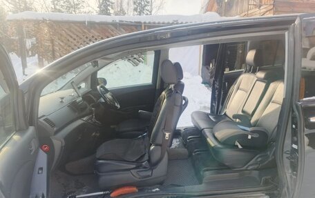 Toyota ISis I, 2013 год, 1 600 000 рублей, 8 фотография