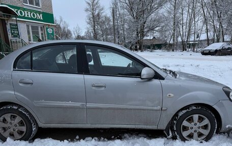 KIA Rio II, 2011 год, 600 000 рублей, 3 фотография