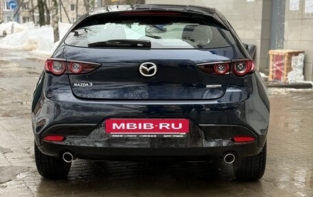 Mazda 3, 2021 год, 2 280 000 рублей, 6 фотография