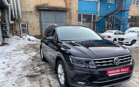Volkswagen Tiguan II, 2018 год, 2 650 000 рублей, 3 фотография