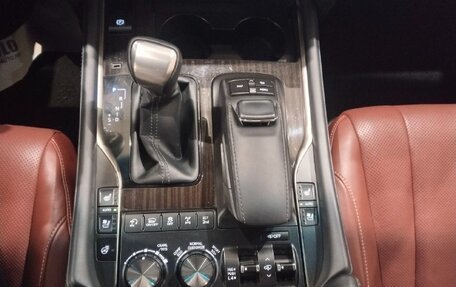 Lexus LX III, 2018 год, 7 150 000 рублей, 14 фотография