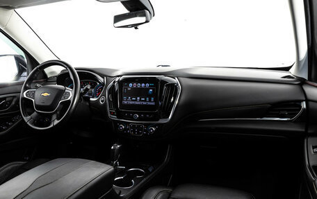 Chevrolet Traverse II, 2018 год, 2 799 000 рублей, 9 фотография