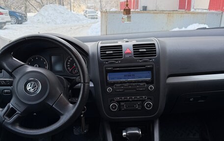 Volkswagen Jetta VI, 2010 год, 765 000 рублей, 8 фотография