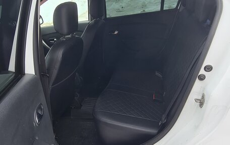 Renault Logan II, 2014 год, 610 000 рублей, 15 фотография