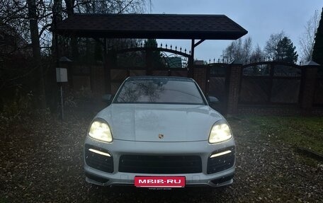 Porsche Cayenne III, 2021 год, 18 000 000 рублей, 7 фотография