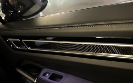 Porsche Cayenne III, 2021 год, 18 000 000 рублей, 16 фотография