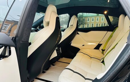 Tesla Model S I, 2018 год, 3 800 000 рублей, 25 фотография