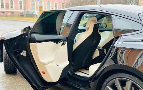 Tesla Model S I, 2018 год, 3 800 000 рублей, 24 фотография