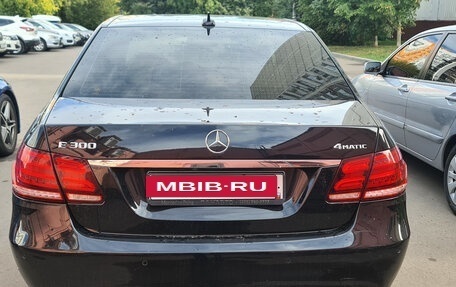 Mercedes-Benz E-Класс, 2015 год, 3 000 000 рублей, 4 фотография