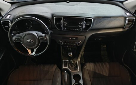 KIA Sportage IV рестайлинг, 2017 год, 1 599 000 рублей, 10 фотография