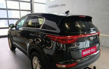 KIA Sportage IV рестайлинг, 2017 год, 1 599 000 рублей, 6 фотография