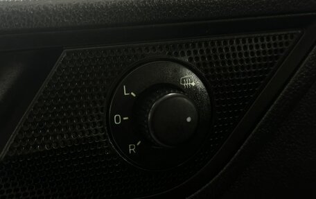 Skoda Rapid I, 2017 год, 949 777 рублей, 16 фотография