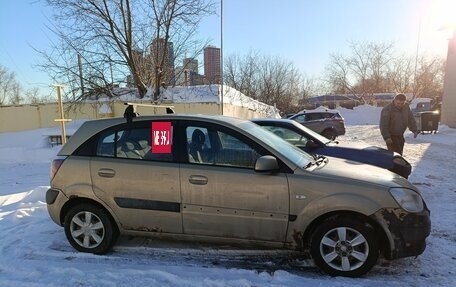 KIA Rio II, 2005 год, 200 000 рублей, 3 фотография