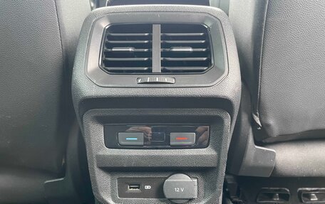 Volkswagen Tiguan II, 2020 год, 2 550 000 рублей, 10 фотография