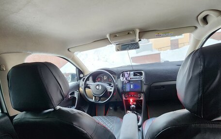 Volkswagen Polo VI (EU Market), 2015 год, 720 000 рублей, 12 фотография