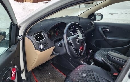 Volkswagen Polo VI (EU Market), 2015 год, 720 000 рублей, 6 фотография