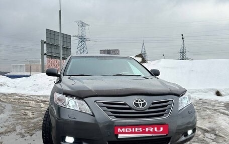 Toyota Camry, 2007 год, 870 000 рублей, 4 фотография