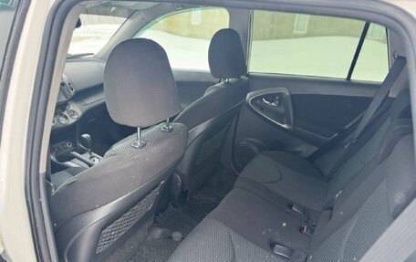 Toyota RAV4, 2011 год, 1 350 000 рублей, 17 фотография