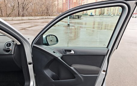 Volkswagen Tiguan I, 2011 год, 900 000 рублей, 14 фотография