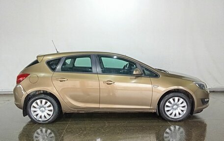 Opel Astra J, 2014 год, 920 000 рублей, 4 фотография