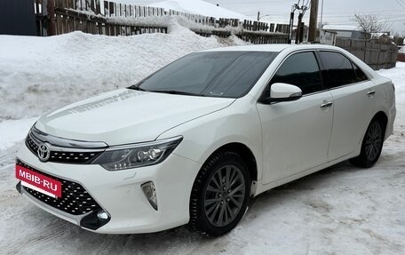Toyota Camry, 2014 год, 2 200 000 рублей, 2 фотография