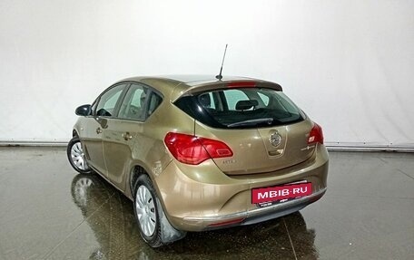 Opel Astra J, 2014 год, 920 000 рублей, 7 фотография