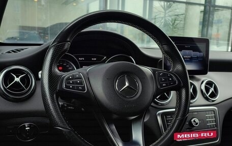 Mercedes-Benz GLA, 2018 год, 1 790 000 рублей, 16 фотография