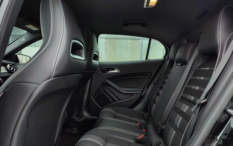 Mercedes-Benz GLA, 2018 год, 1 790 000 рублей, 29 фотография