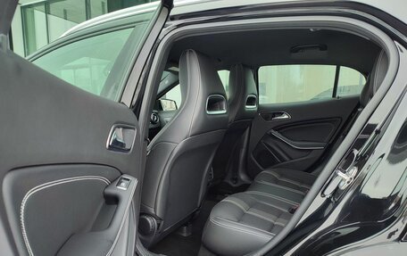 Mercedes-Benz GLA, 2018 год, 1 790 000 рублей, 28 фотография