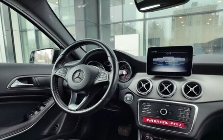 Mercedes-Benz GLA, 2018 год, 1 790 000 рублей, 25 фотография