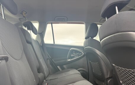 Toyota RAV4, 2010 год, 1 430 000 рублей, 4 фотография