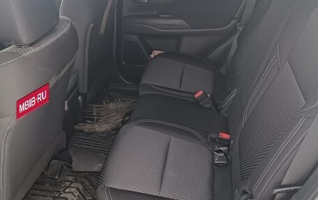 Mitsubishi Outlander III рестайлинг 3, 2020 год, 2 390 000 рублей, 10 фотография