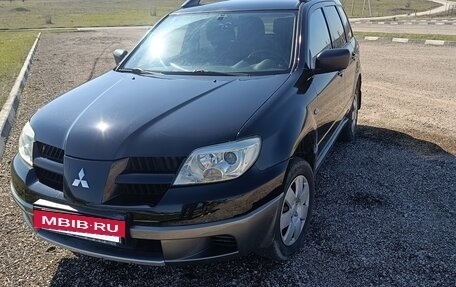 Mitsubishi Outlander III рестайлинг 3, 2007 год, 850 000 рублей, 2 фотография