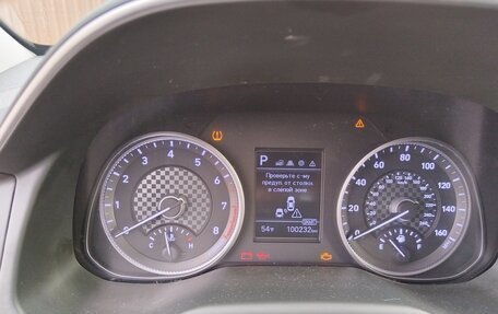 Hyundai Elantra VI рестайлинг, 2019 год, 1 400 000 рублей, 5 фотография