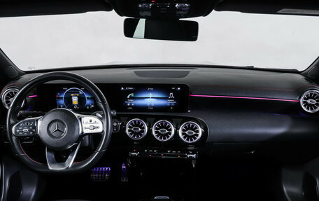 Mercedes-Benz CLA, 2020 год, 3 390 000 рублей, 17 фотография