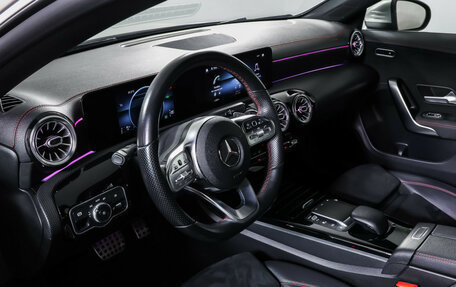 Mercedes-Benz CLA, 2020 год, 3 390 000 рублей, 15 фотография