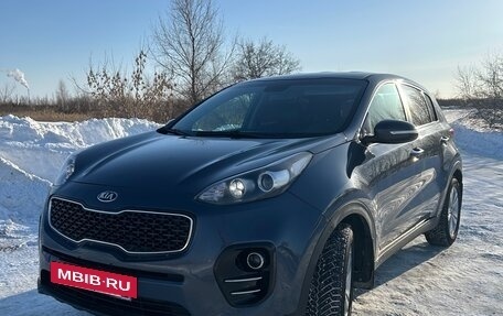 KIA Sportage IV рестайлинг, 2018 год, 1 620 000 рублей, 7 фотография