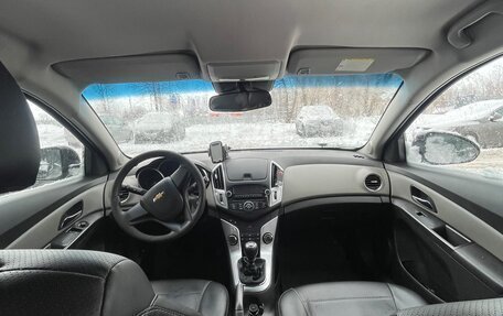 Chevrolet Cruze II, 2012 год, 830 000 рублей, 9 фотография