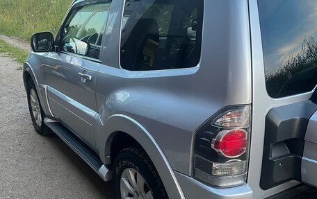 Mitsubishi Pajero IV, 2008 год, 1 600 000 рублей, 8 фотография