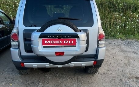 Mitsubishi Pajero IV, 2008 год, 1 600 000 рублей, 13 фотография