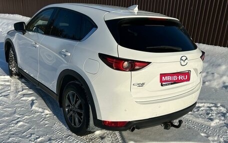 Mazda CX-5 II, 2017 год, 1 950 000 рублей, 4 фотография