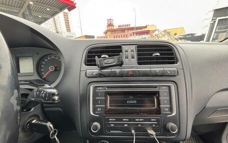 Volkswagen Polo VI (EU Market), 2015 год, 780 000 рублей, 10 фотография