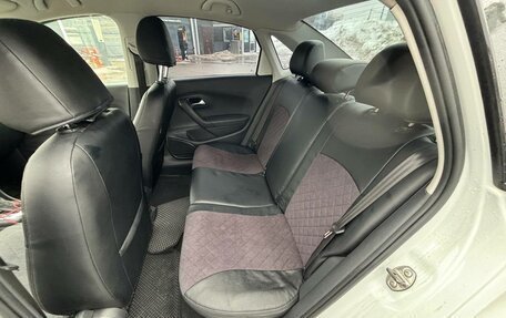 Volkswagen Polo VI (EU Market), 2015 год, 780 000 рублей, 11 фотография