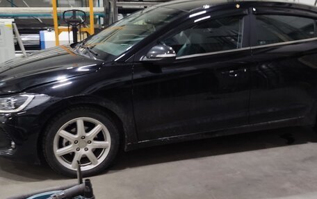 Hyundai Elantra VI рестайлинг, 2017 год, 1 050 000 рублей, 6 фотография