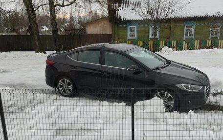 Hyundai Elantra VI рестайлинг, 2017 год, 1 050 000 рублей, 11 фотография